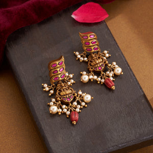 Kamala Priya Danglers