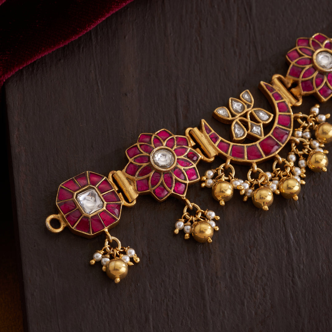 Kundan Aakar Choker