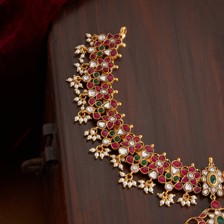 Gulzarika Necklace
