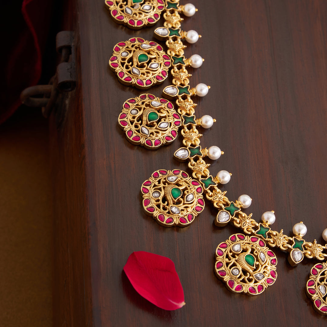 Bottumayur Necklace