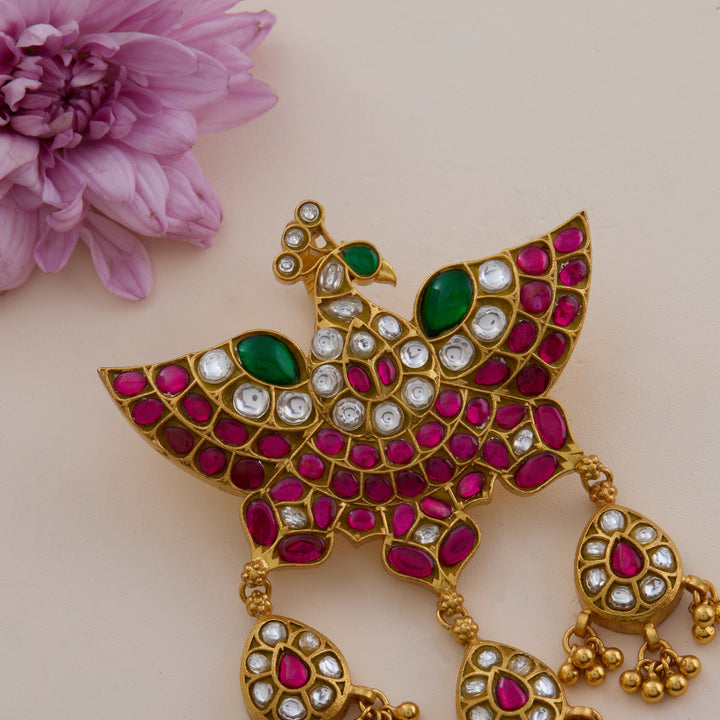 Taaramayil Pendant