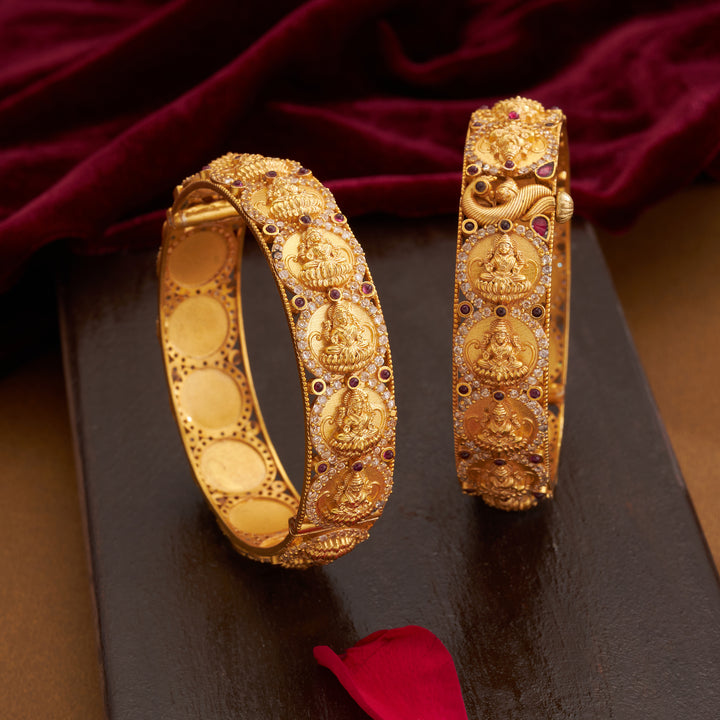 Kuberika Bangles