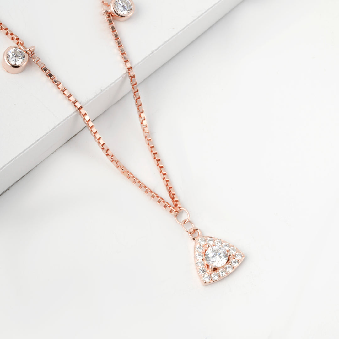 Tri Blink Chain Pendant Set