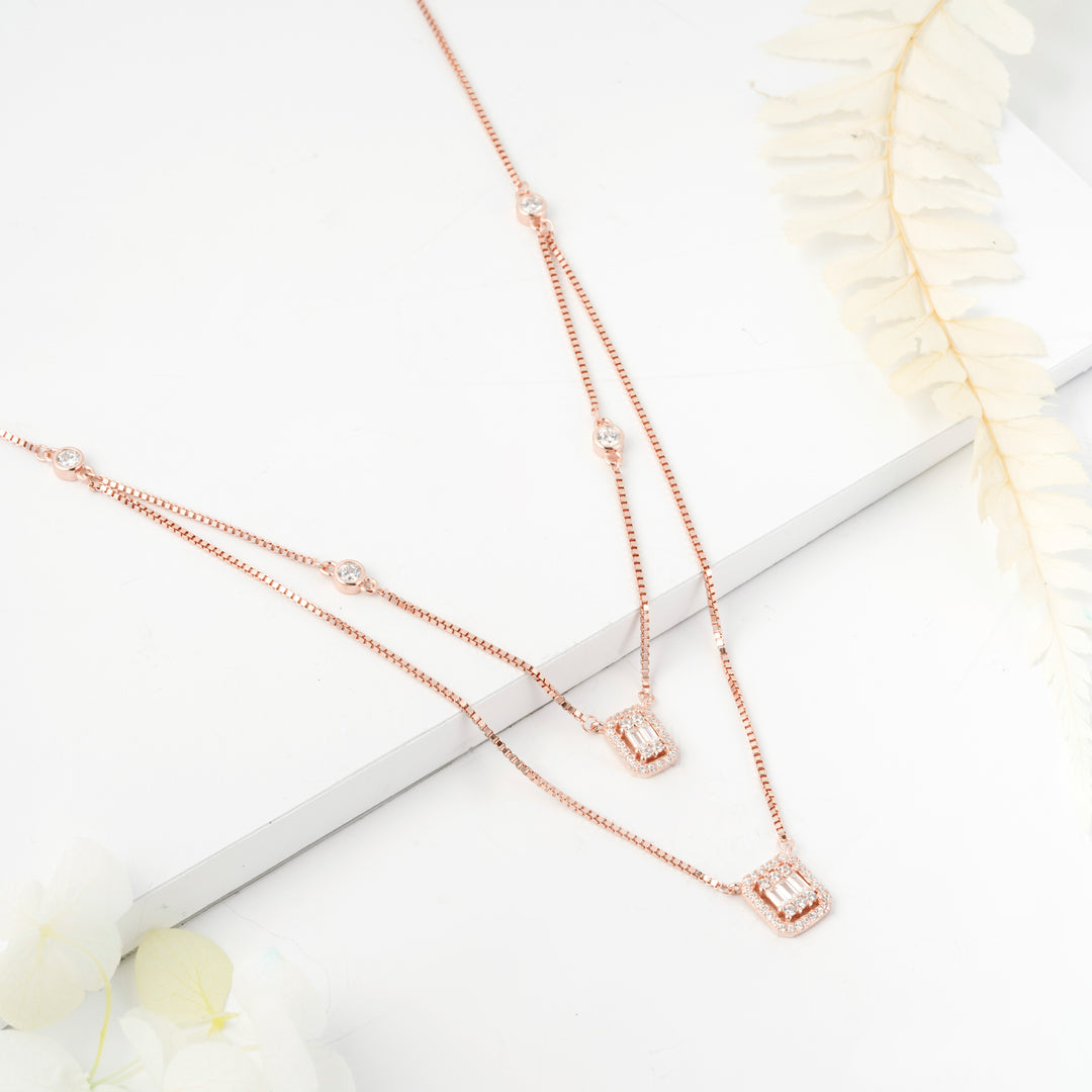 Rectanzia Chain Pendant Set