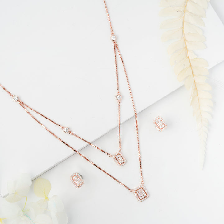 Rectanzia Chain Pendant Set