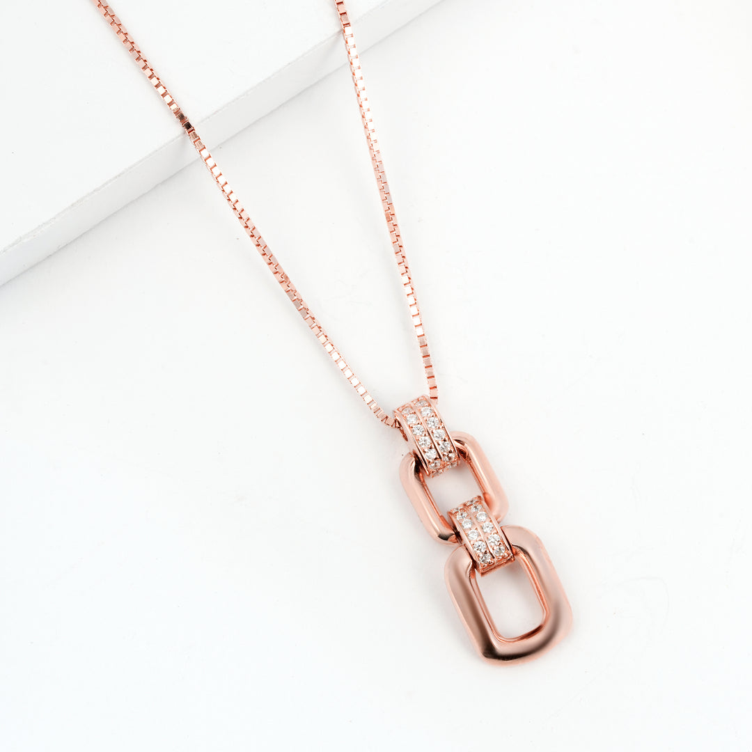 Love Frame Chain Pendant