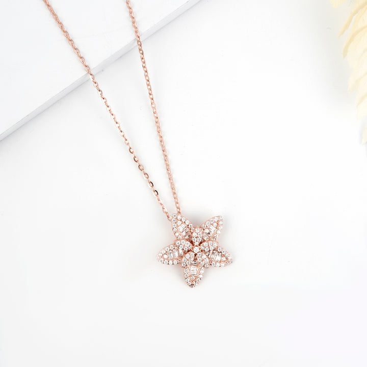 Starlora Chain Pendant