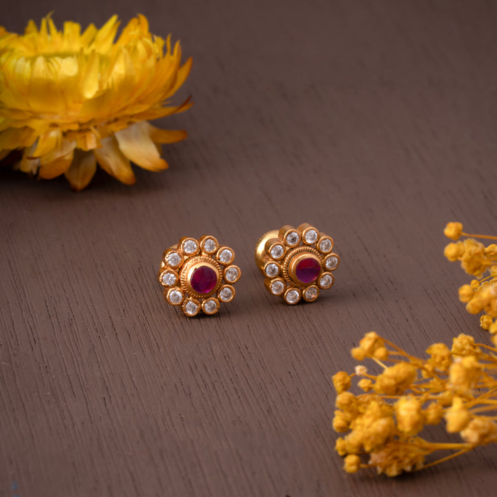Rubivelle Studs