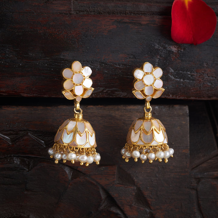 Mogra Moktikā Jhumkis
