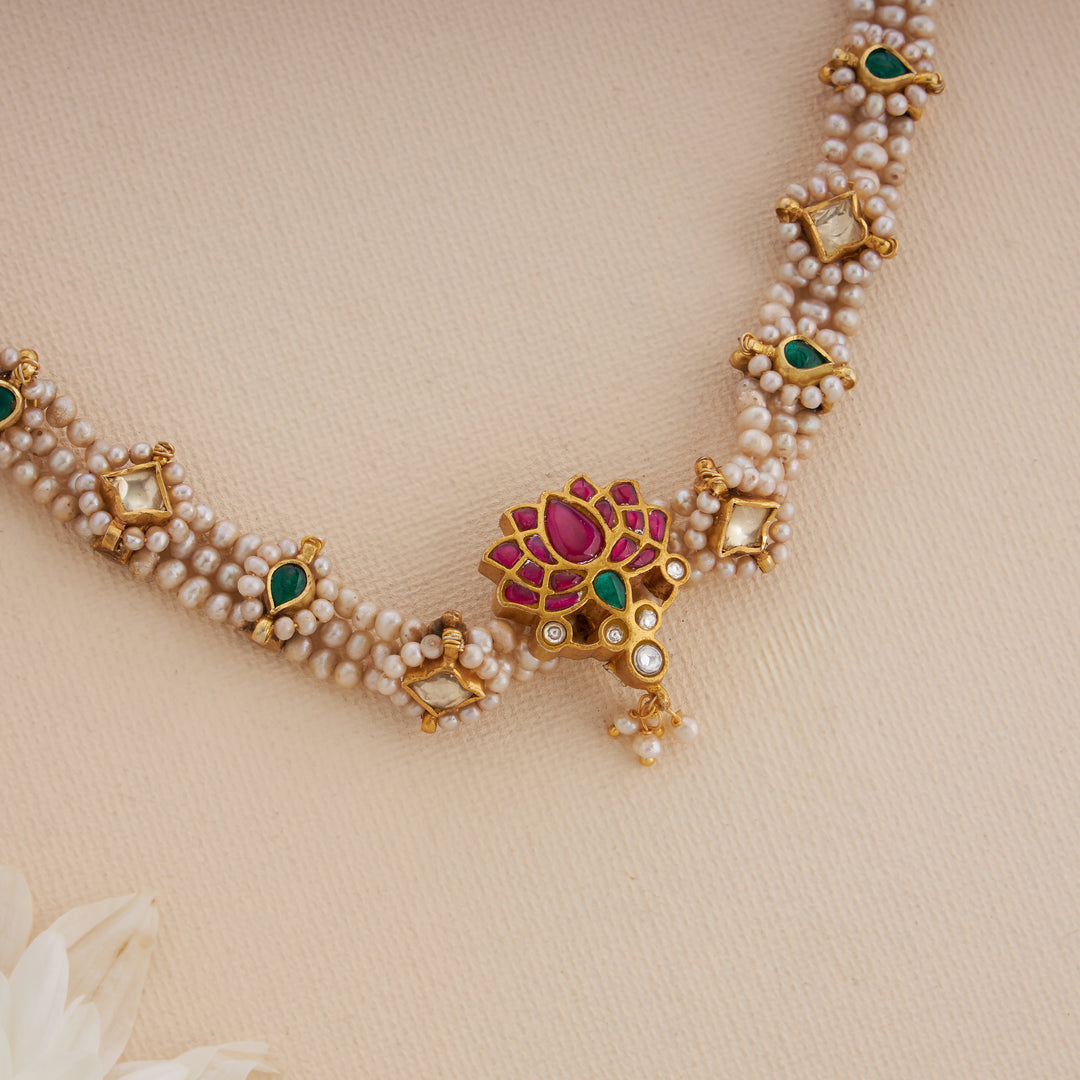 Shobha Padma Choker