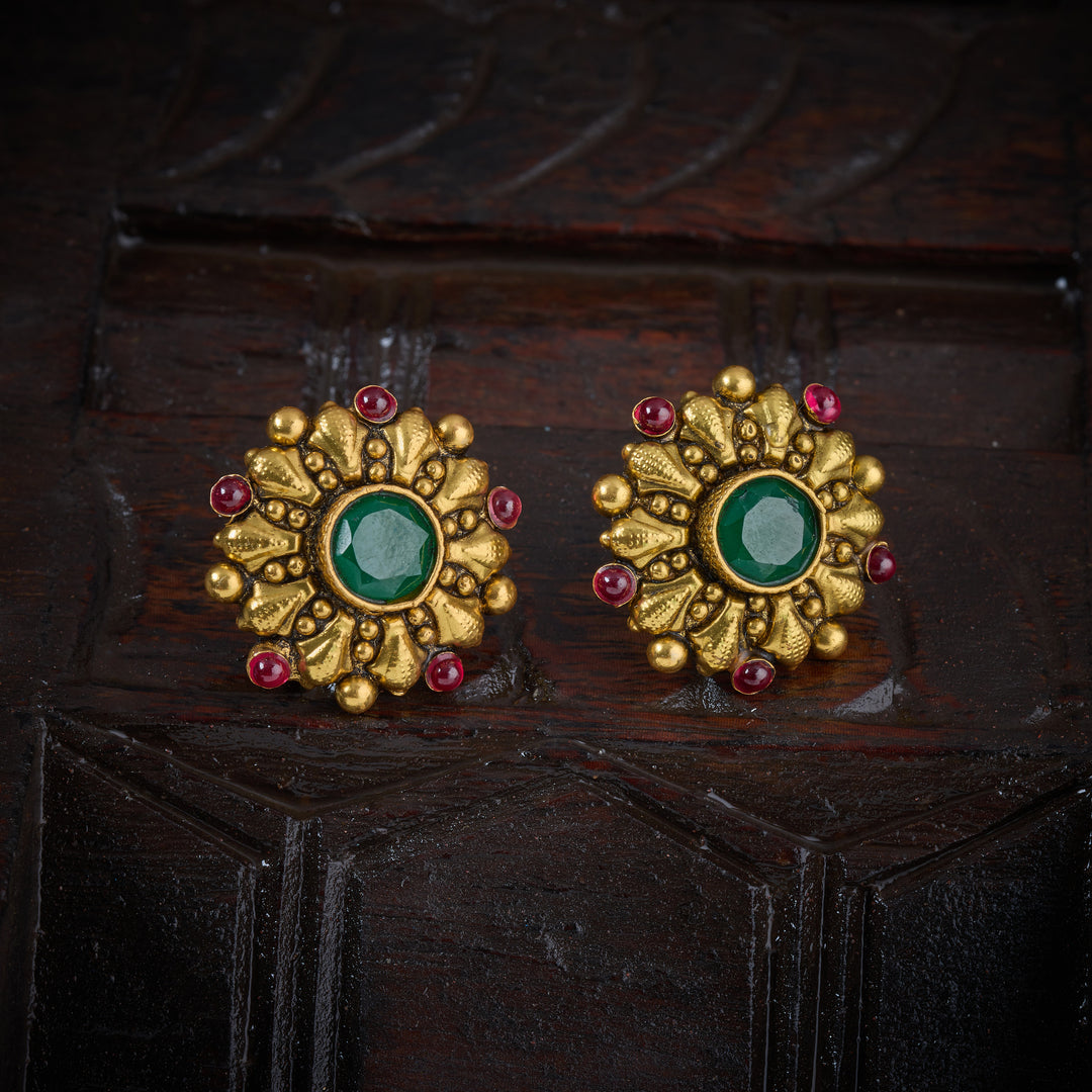 Meenal Pushpika Studs
