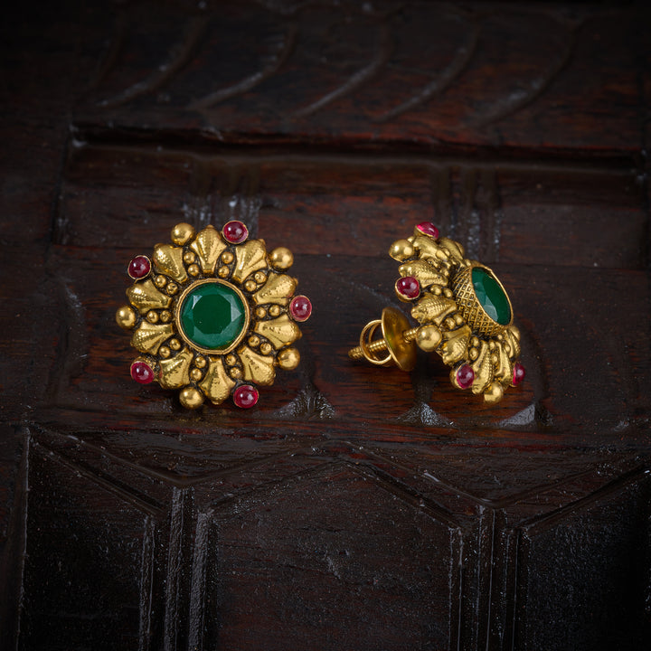 Meenal Pushpika Studs