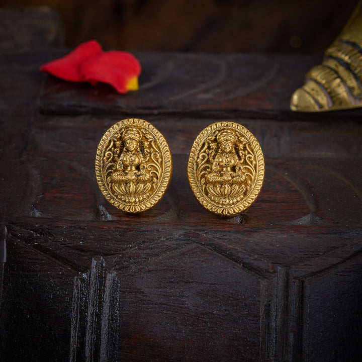 Devi Kamal Shringaara Studs