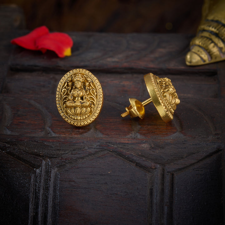 Devi Kamal Shringaara Studs