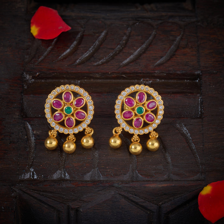 Yashika Ratnavali Studs