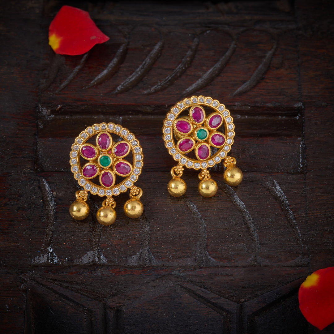Yashika Ratnavali Studs