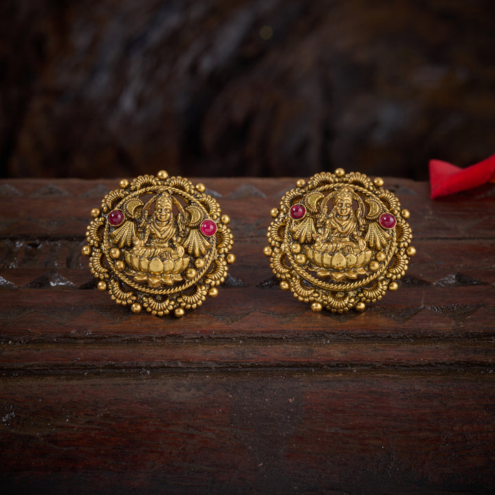 Shree Kamalambika Studs