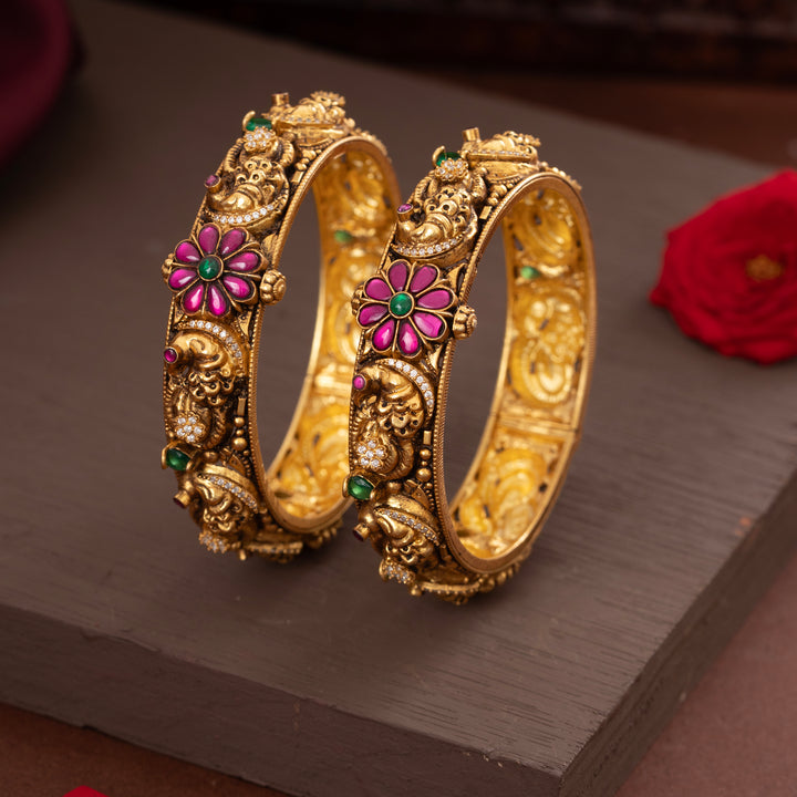 Indriya Pushp Bangles
