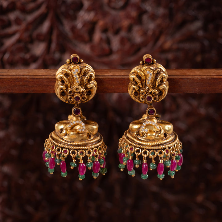 Madhavi Jhumka