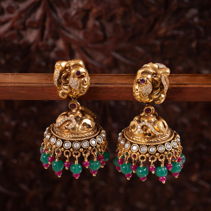 Naksh Plumira Jhumki