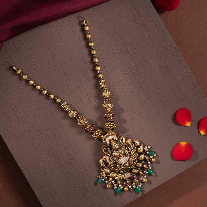 Vishesh Shree Short Necklace