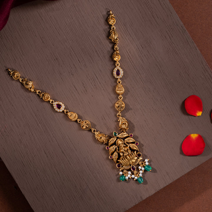 Vishweshwari Short Necklace