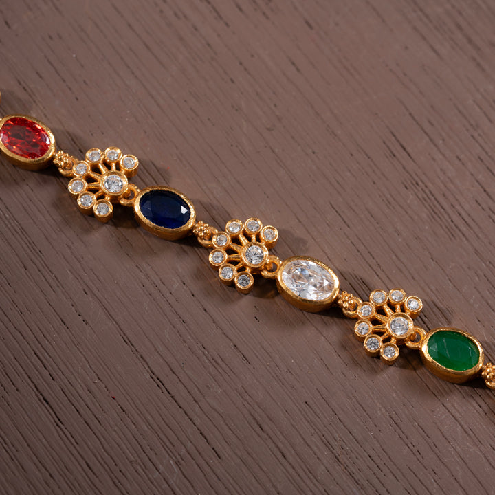 Navamani Vishnu-Patni Short Necklace