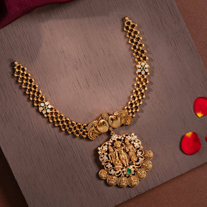 Janaki Parivar Short Necklace
