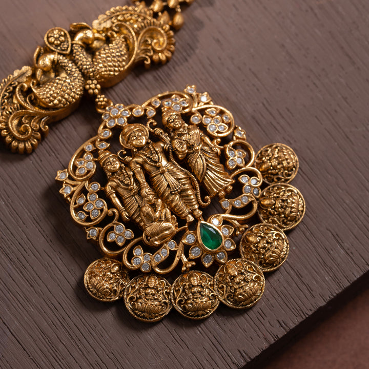 Janaki Parivar Short Necklace