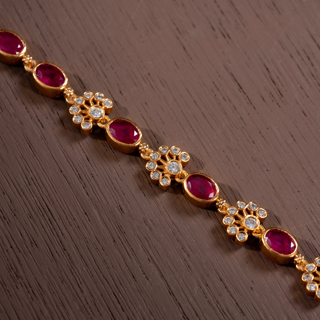 Navamani Vishnu-Patni Short Necklace