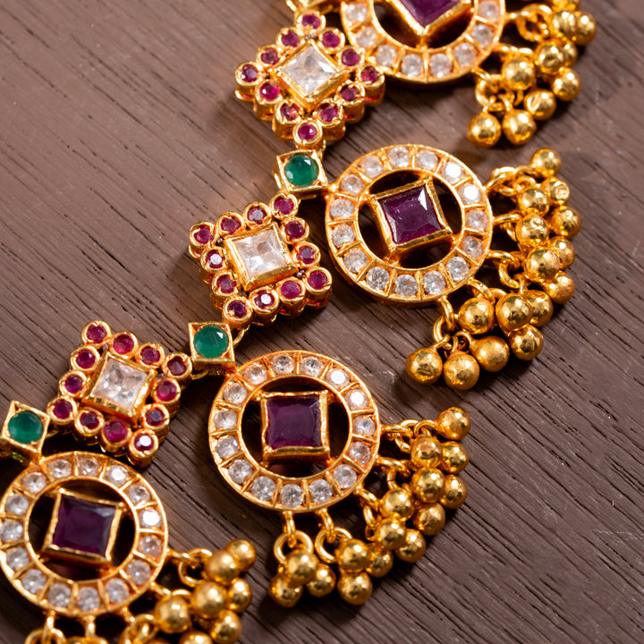 Prerna Phool Short Necklace