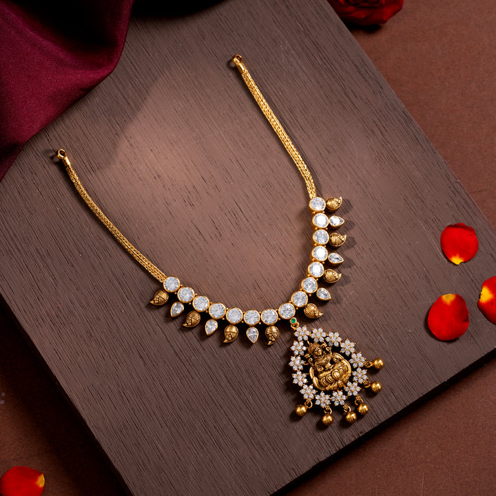 Lakshmi Phooldan Short Necklace