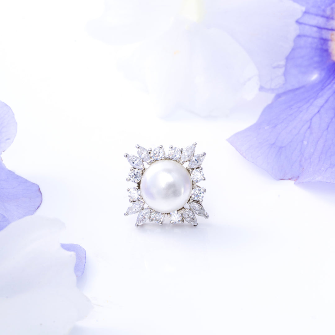 Sivara Pearl Studs