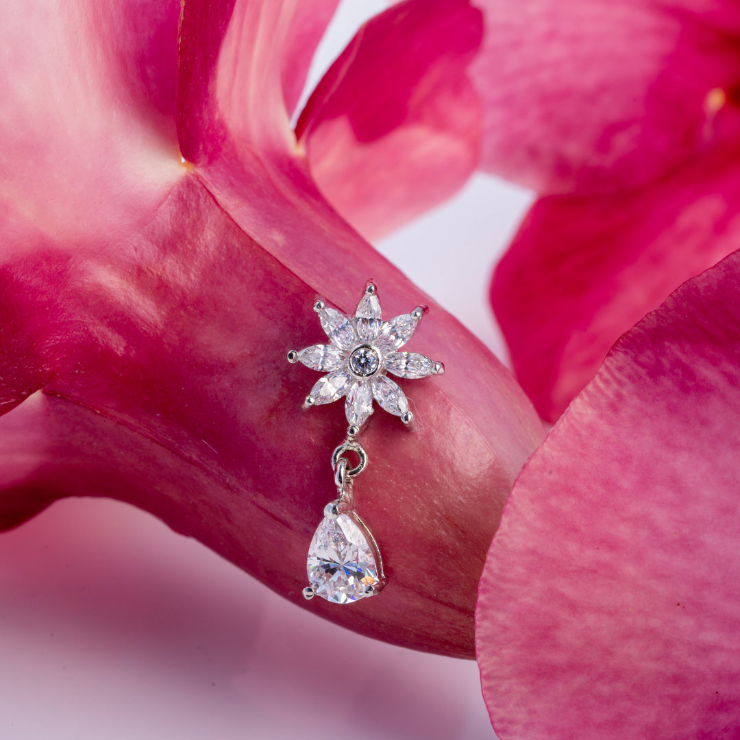 Noori Vale Dangling Earrings