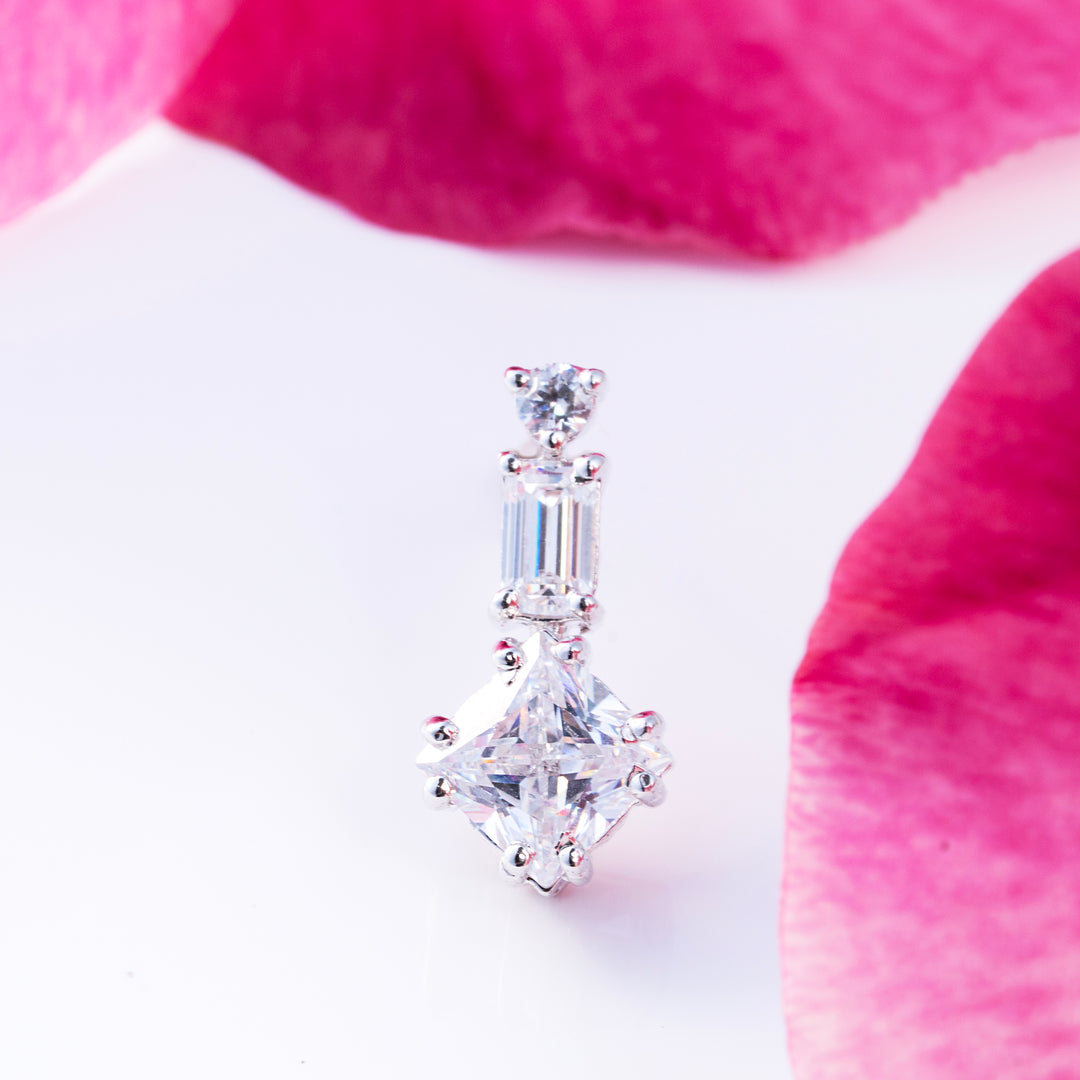 Iliora Drop Earrings