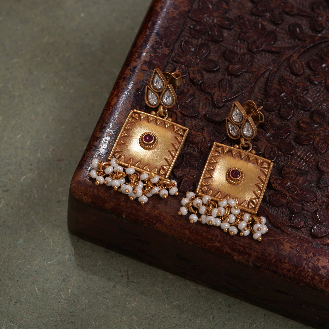 Tayatha Pearl Grace Necklace Set