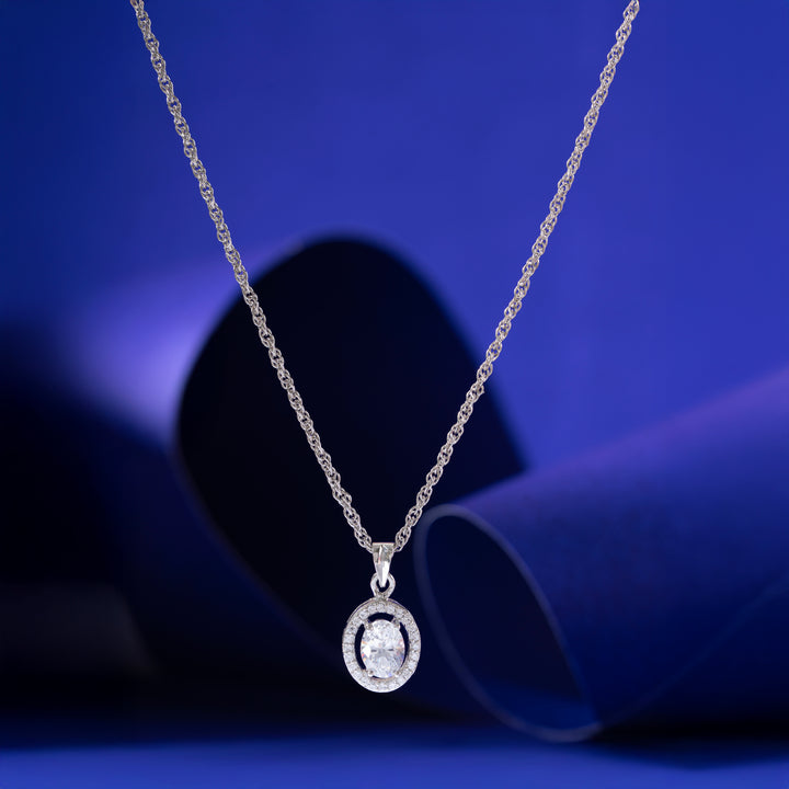 Stellar Oval Chain Pendant