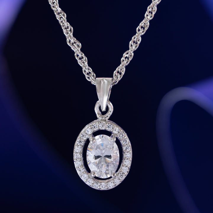 Stellar Oval Chain Pendant