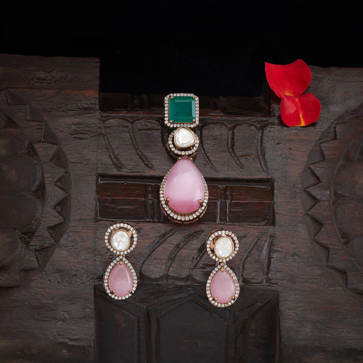Roselight Pear Pendant Set
