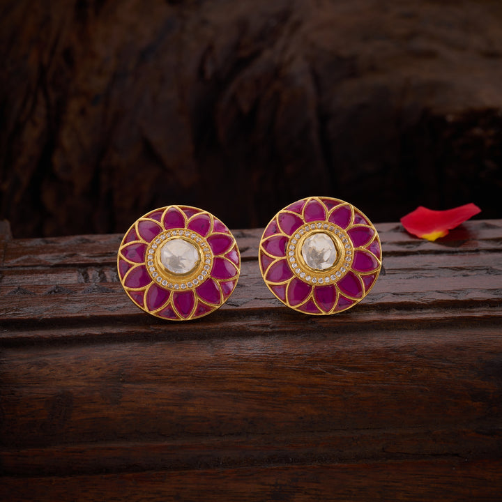Manohara Studs
