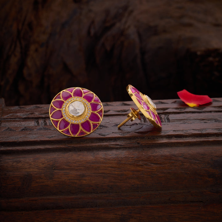 Manohara Studs