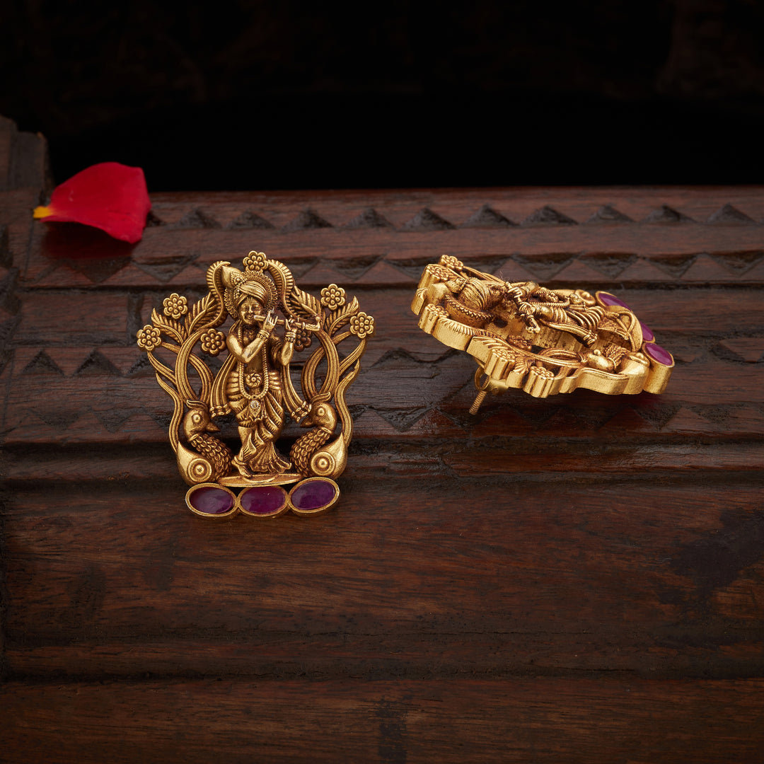 Murali Ratna Studs