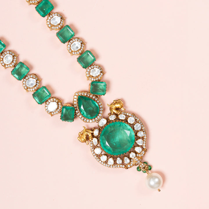 Emerald of Windsor Necklace Set