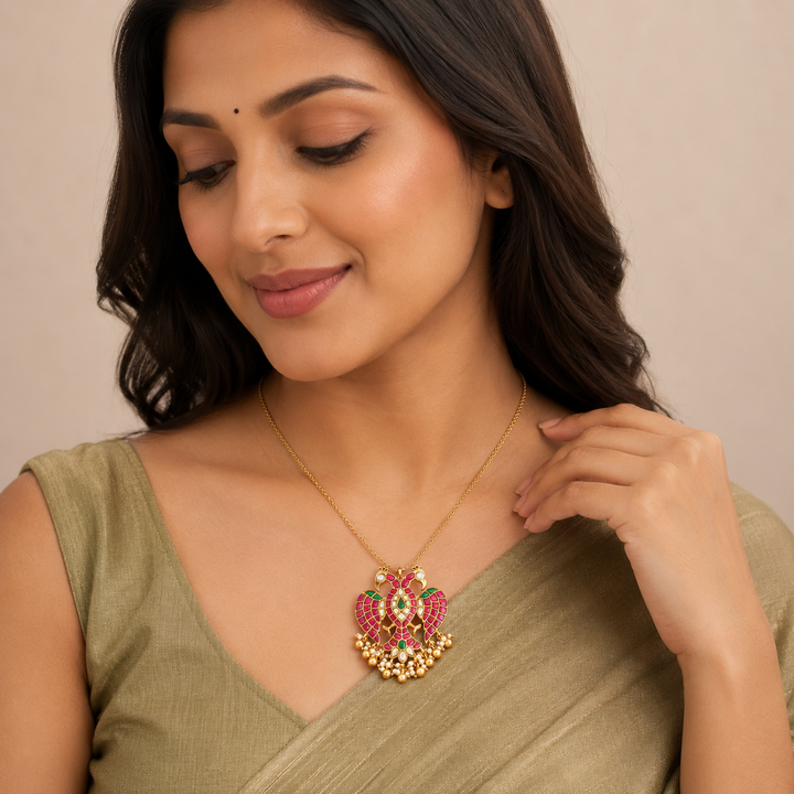 Vajrabirund Kundan Pendant