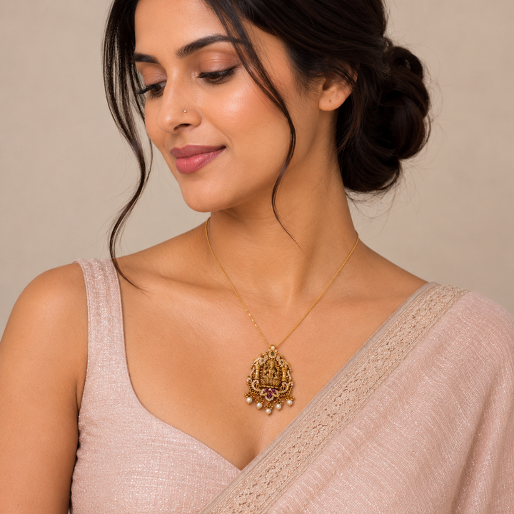 Sriharini Jadau Pendant