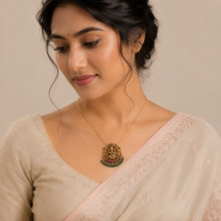Shrilina Nakash Pendant