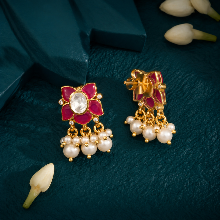 Mahira Kundan Studs