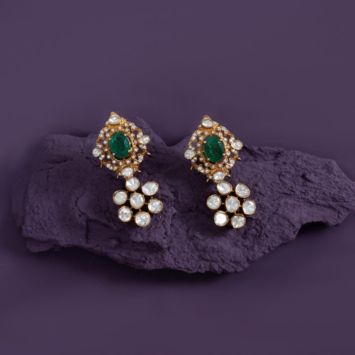 Blossom Of Queen Danglers