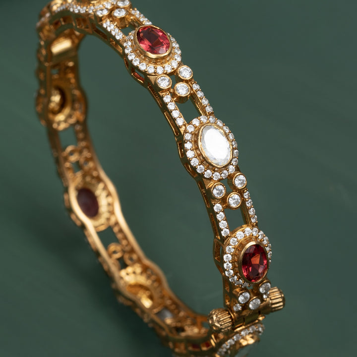Queen's Verdant Glow Bangles