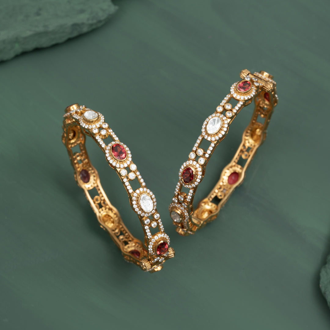 Queen's Verdant Glow Bangles